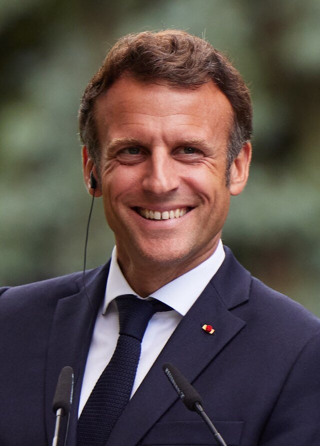 Emmanuel Macron money