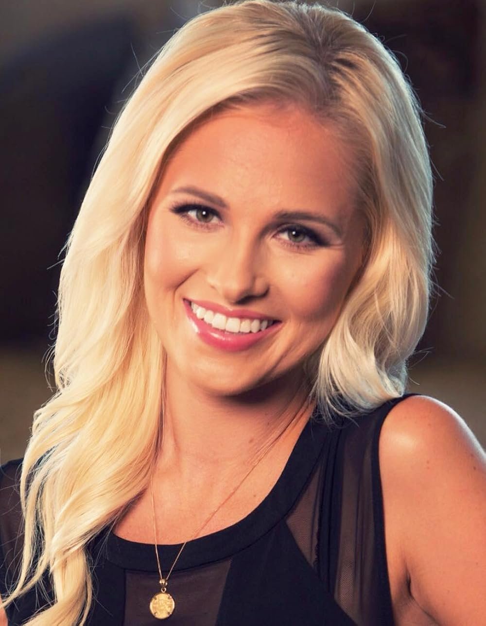 Tomi Lahren rich