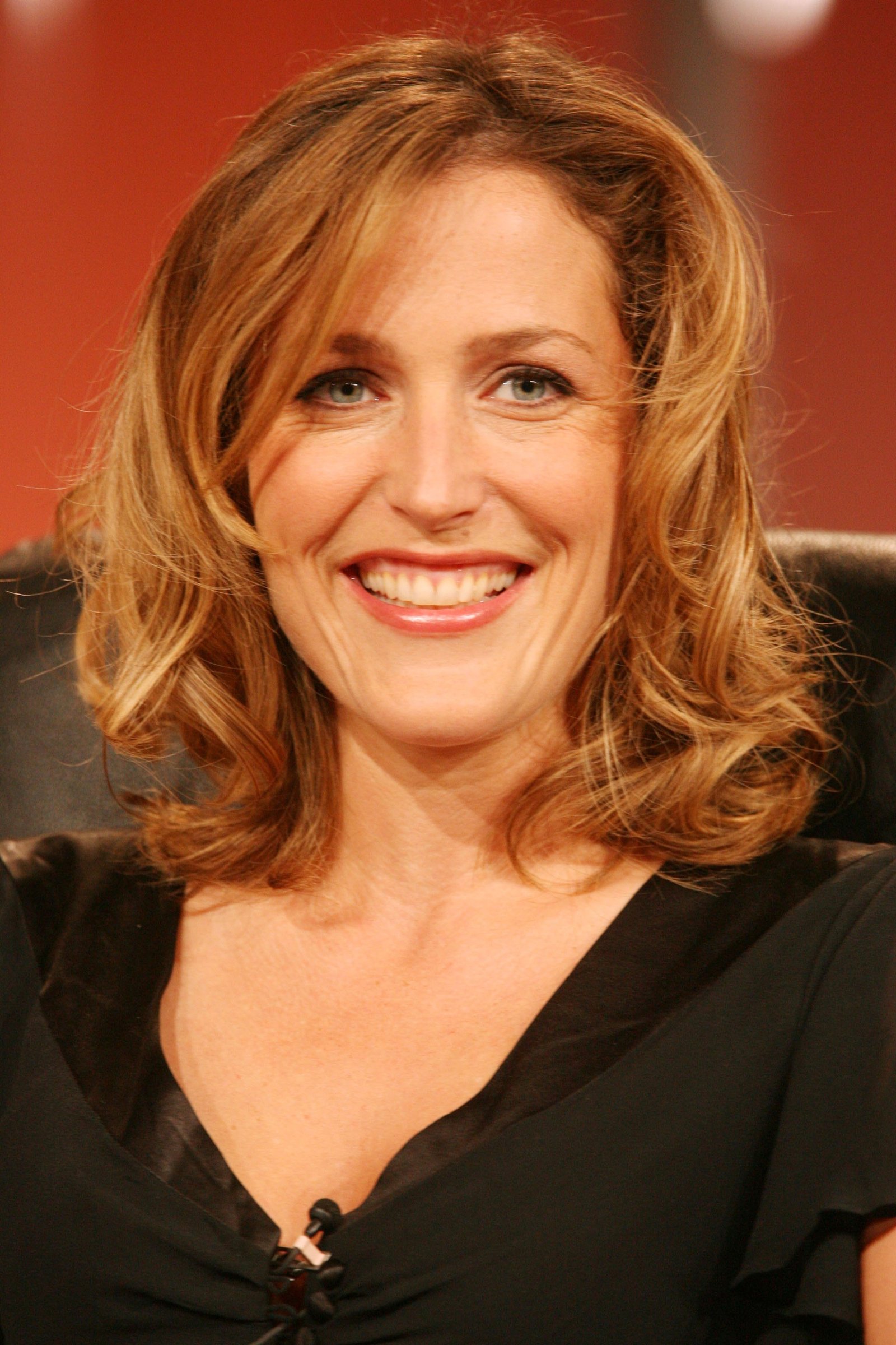 Gillian Anderson