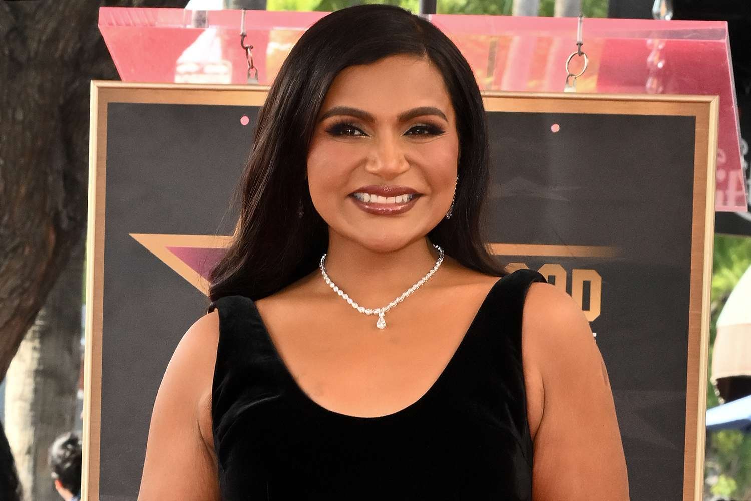 Mindy Kaling rich